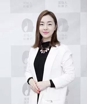 阿勒泰金佳玭 美容协会会长